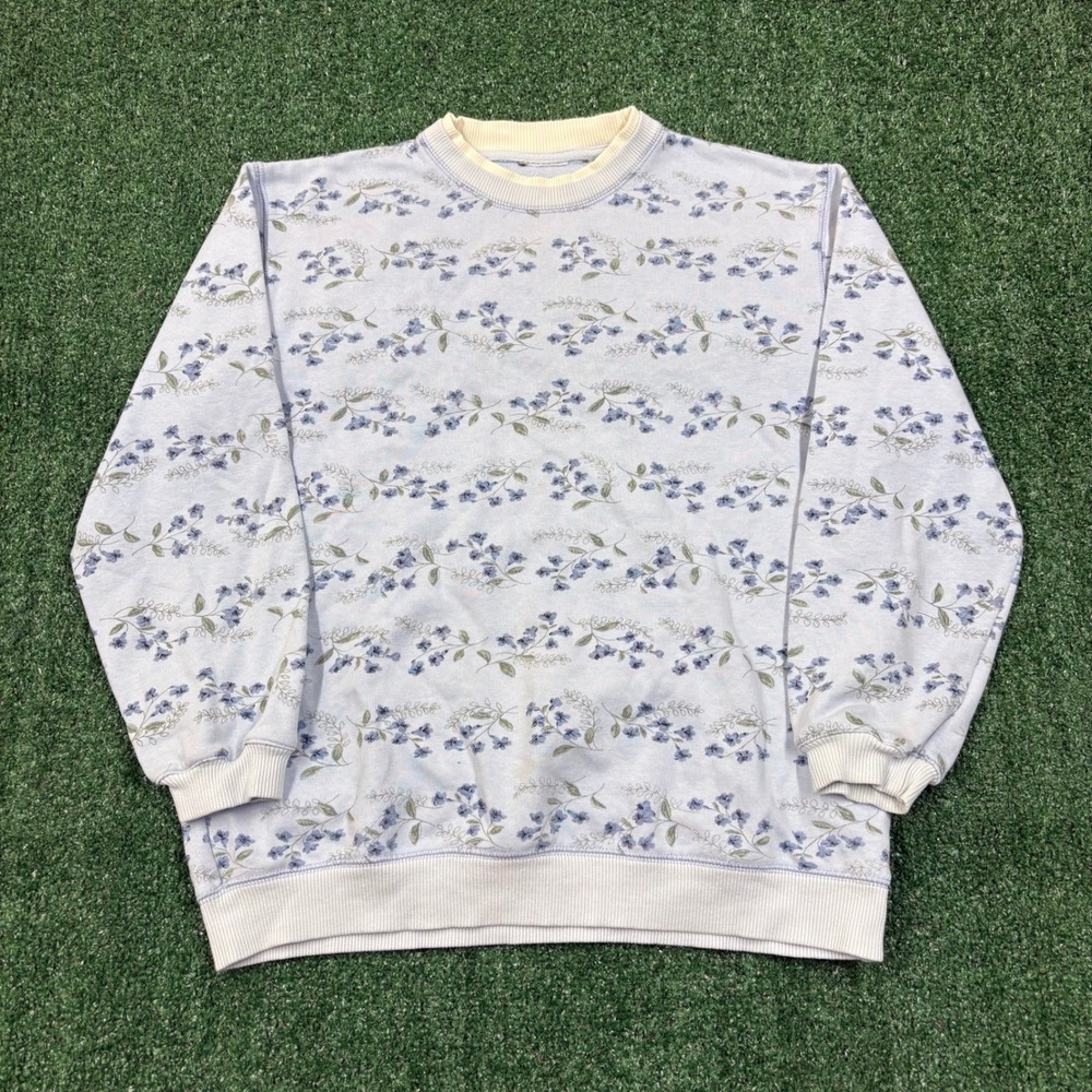 Vintage 90s Floral Print Crewneck Sweatshirt Light Blue Cottagecore